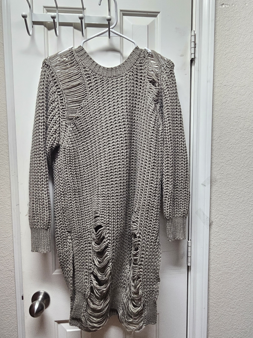 Cozy Grey Distressed Chunky Knit Sweater Dress – Size Large